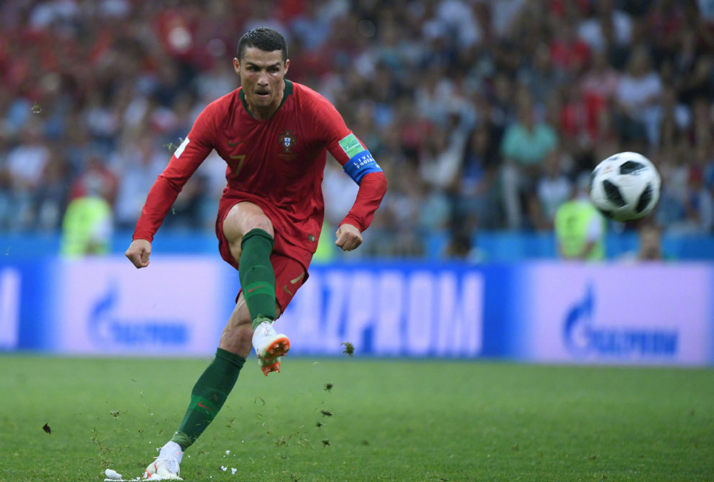  威尔逊帽子戏法诺丁汉森林爆冷击败切尔西